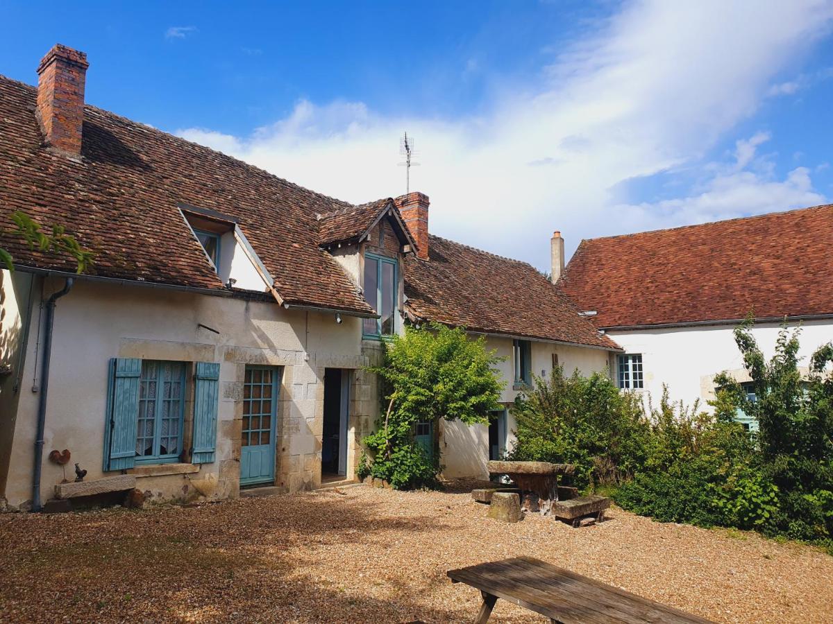 Ferme Equestre & Chambres D'Hotes Gateau Stables Proche Guedelon Saint-Amand-en-Puisaye Esterno foto