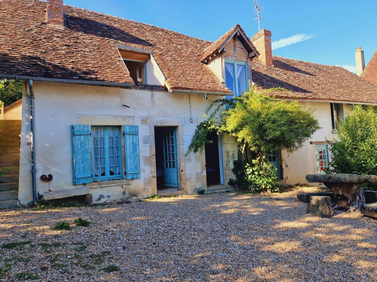Ferme Equestre & Chambres D'Hotes Gateau Stables Proche Guedelon Saint-Amand-en-Puisaye Esterno foto